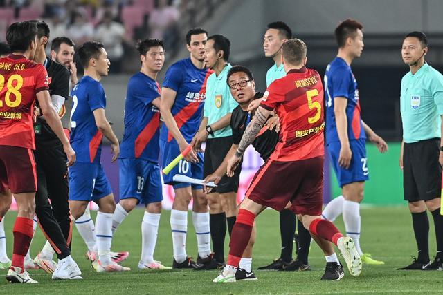 CBA选秀盛会：广州队摘得状元，曹芷豪称榜眼